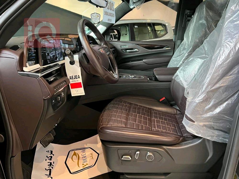 كاديلاك اسكاليد